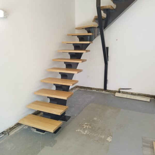 BUDGET SOLID WOOD STEPS